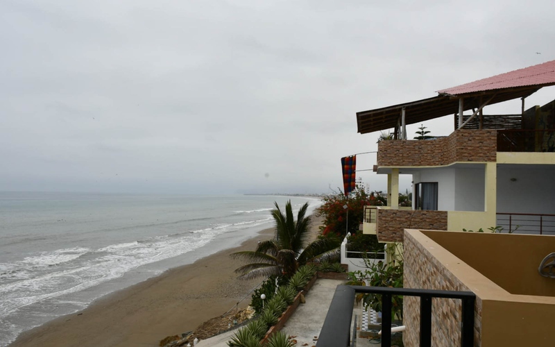 Beachfront view - Amazing Beachfront Crucita House Beachfront view Crucita, Ecuador Nikon D7500 by Aladino Mendoza