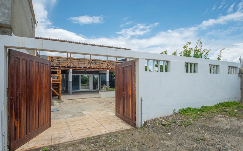 Exterior View - Stunning Beachfront Home Exterior View San Clemente, Ecuador Nikon D7500 by Lourdes Mendoza