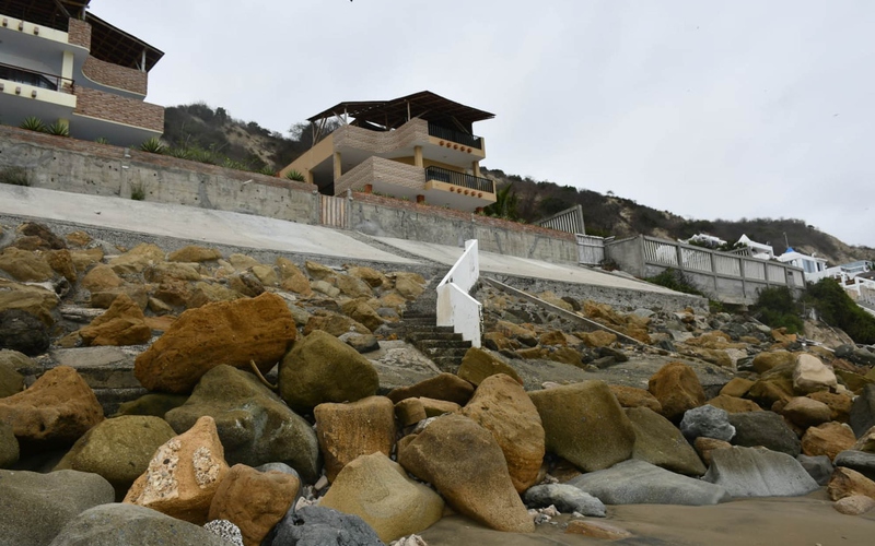 Beachfront view - Amazing Beachfront Crucita House Beachfront view Crucita, Ecuador Nikon D7500 by Aladino Mendoza