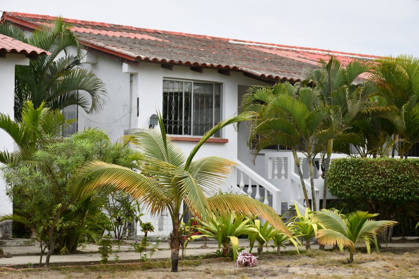 Affordable Beach House In Condominium