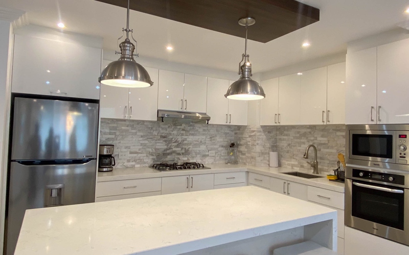 Master Bathroom Cuenca, Ecuador DJI Phantom 4 by Jonathan Mueller