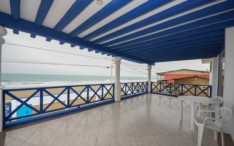 3 Bedrooms Beachfront House With Pool <p>Nice beachfront located house in San Alejo-San…