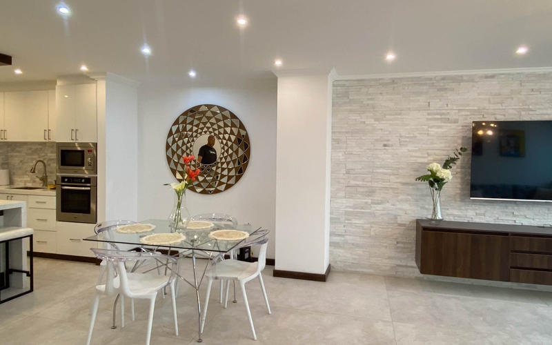 Master Bathroom Cuenca, Ecuador DJI Phantom 4 by Jonathan Mueller